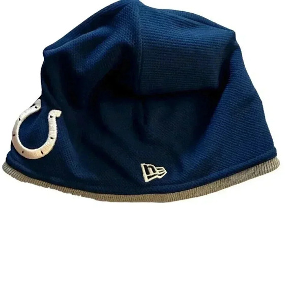 New Era NFL Indianapolis Colts On Field Sideline Tech Knit Beanie One Size - Picture 3 of 6